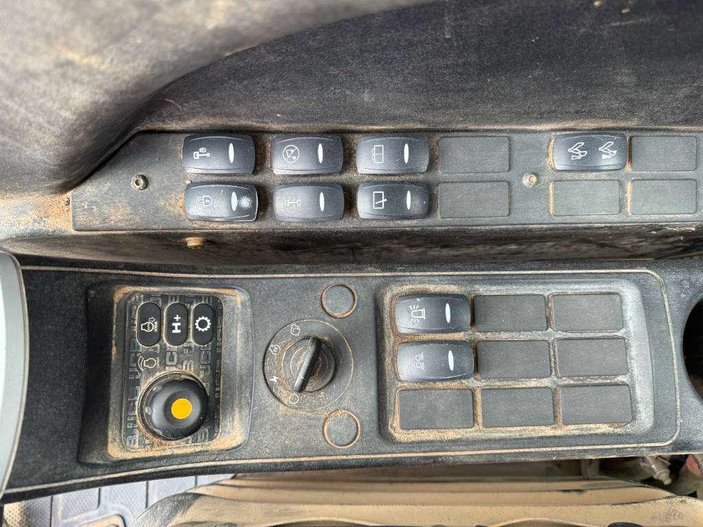 JCB JZ141LC - Automatic Greasing / Quick Coupler Foto 13