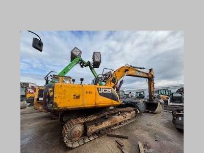 JCB JS220NLC vendida por D'Avino Srl
