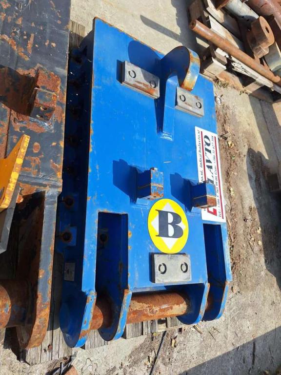 Trevi Benne attachment plate S2 for 25-32 ton excavators Foto 2