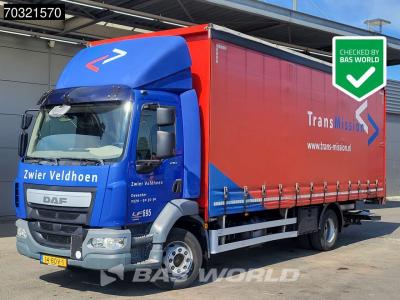 Daf LF 210 LF 4X2 14tons NL-Truck Curtainsides 1500kg Ladebordwand Automatic Euro 6 vendida por BAS World B.V.