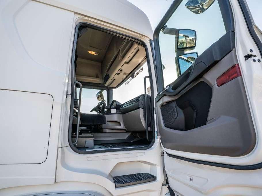 Scania R 450 NEW MODEL + RETARDER Foto 22