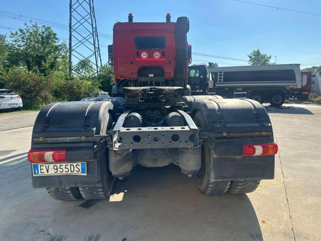 Mercedes-Benz Arocs 3348 Foto 9