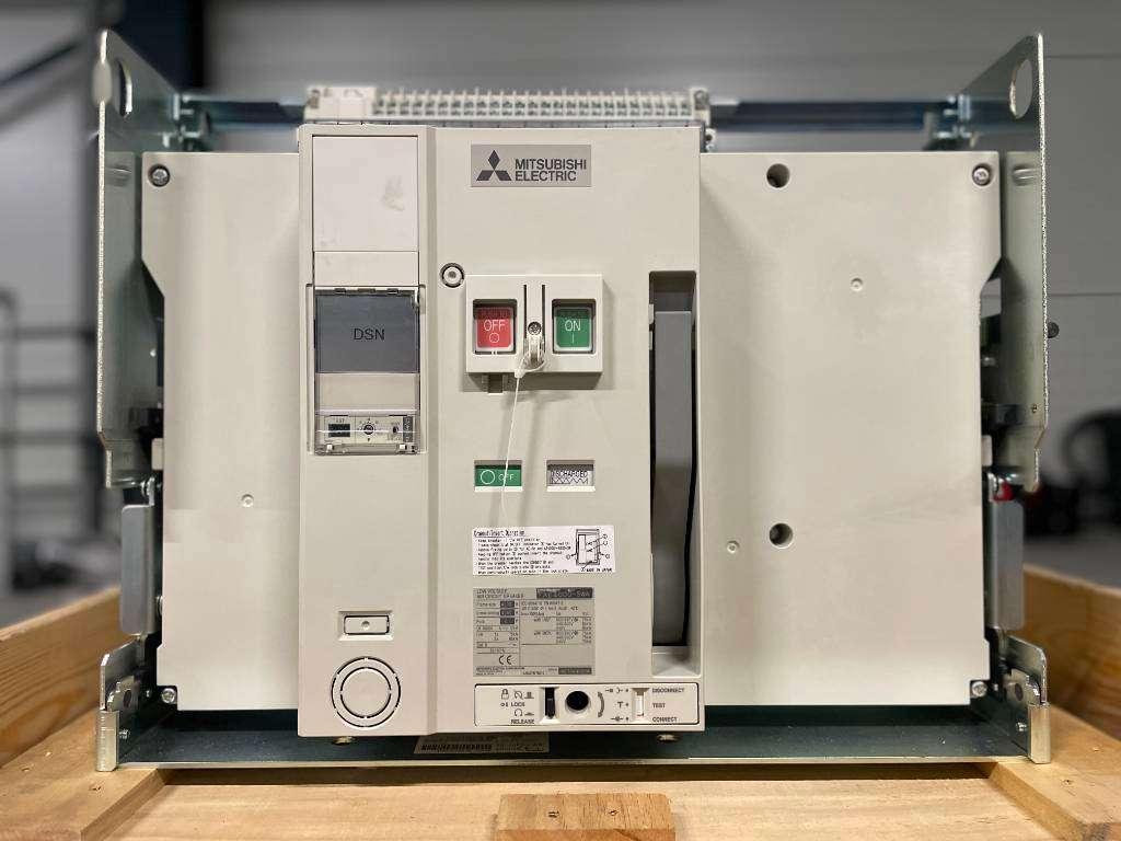 Mitsubishi Circuit breaker 4000A - AE4000-SWA 4P - DPX-12648 Foto 1