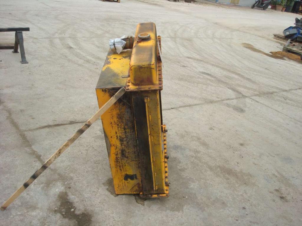 Radiador de agua para Fiat Allis 645 Foto 1