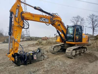 JCB JS235HD Foto 1