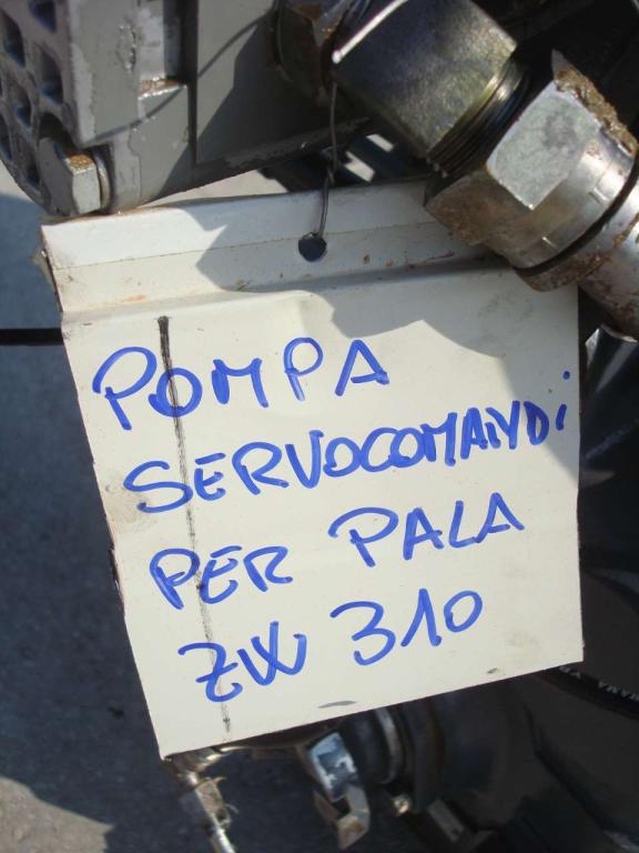 Bomba hidráulica de servoválvula para Hitachi ZW 310 Foto 3