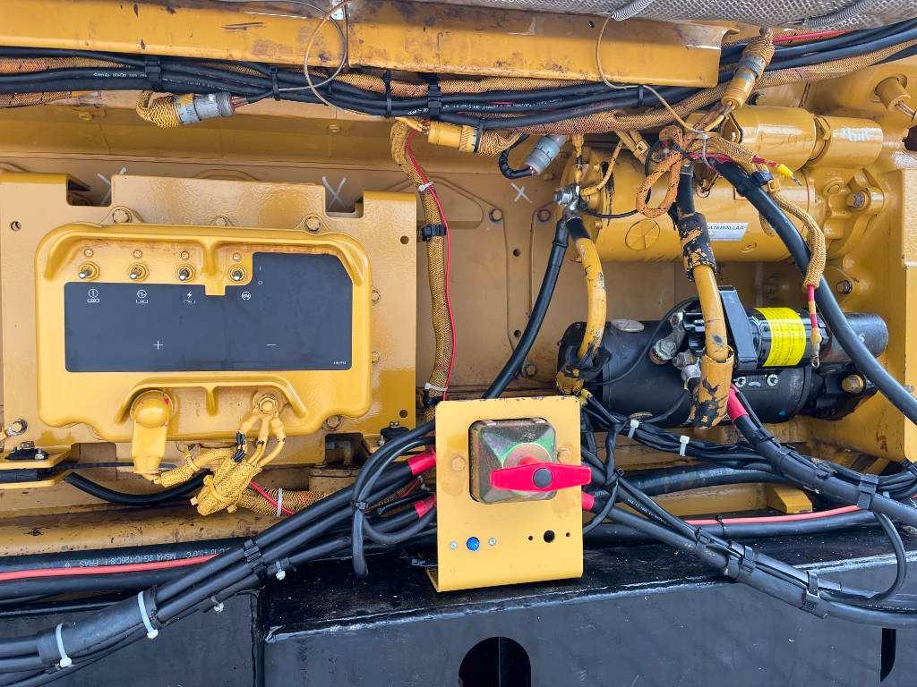 Caterpillar G3520 - 2.150 kVA Used Gas Generator - DPX-12668 Foto 18