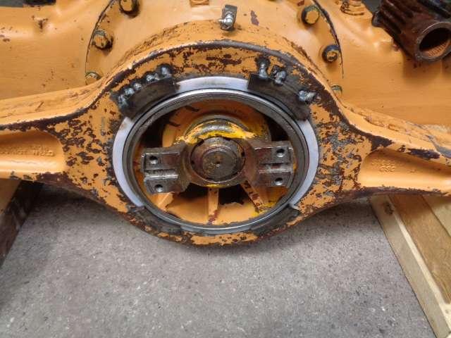Eje posterior para ZF MT-3105/LK Foto 3