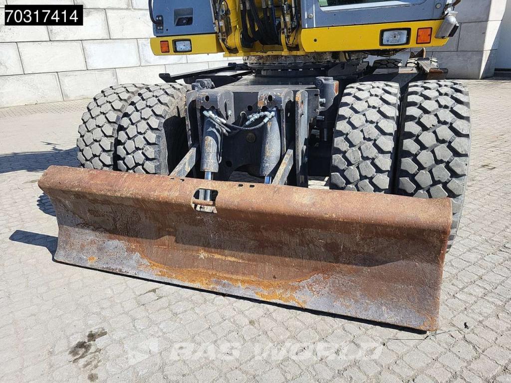 New Holland MH 5.6 Outriggers + Blade Foto 27