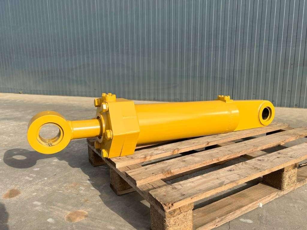 Caterpillar D8 Cylinder Foto 1