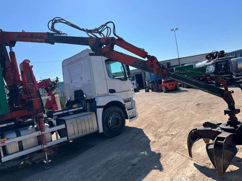 CONTAINER SCARRABILE USATO A CIELO APERTO CON GRU Foto 11