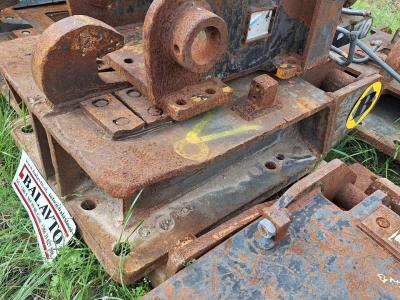 S3 for 35-43 ton excavators Attachment plate vendida por Balavto