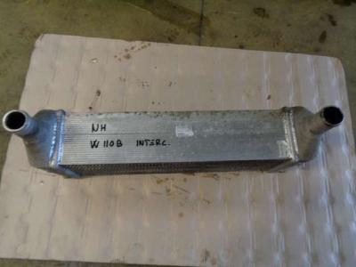 Radiador intercooler para New Holland W 110 B vendida por PRV Ricambi Srl