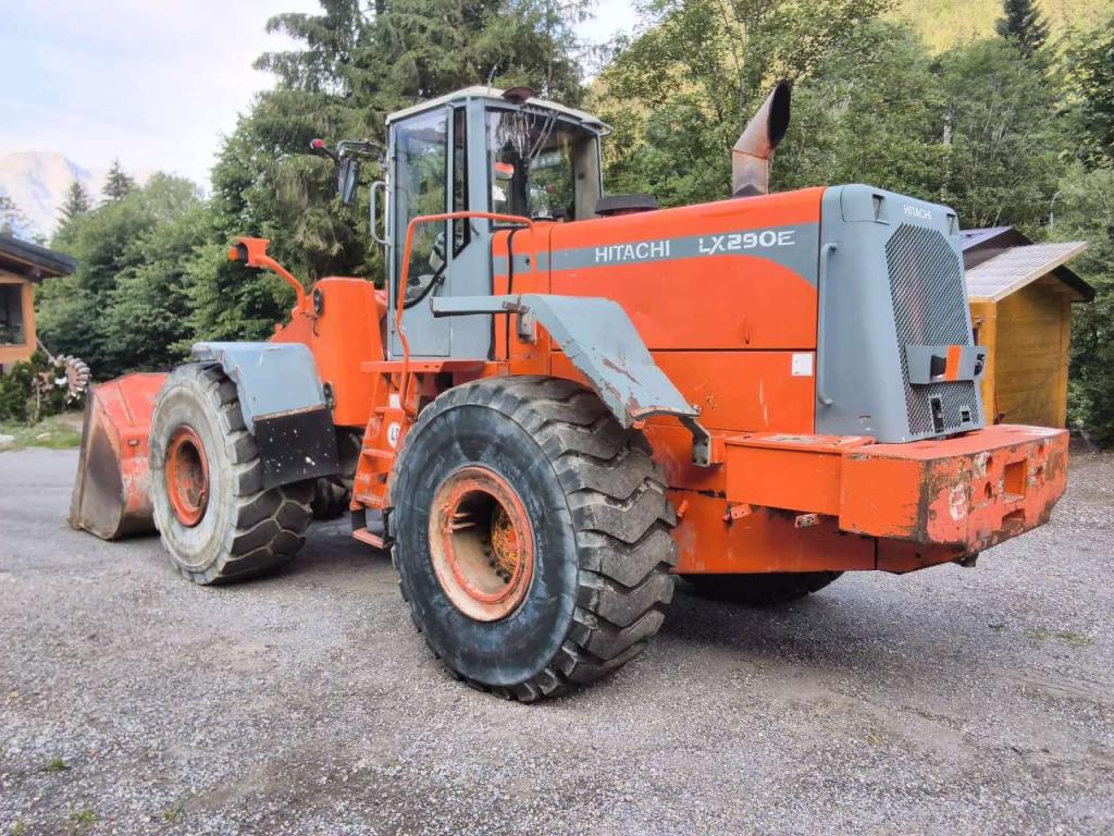 Hitachi LX 290 Foto 4