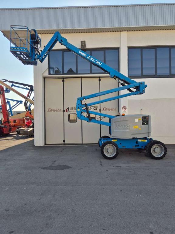 Genie Z51/30 J RT Foto 1