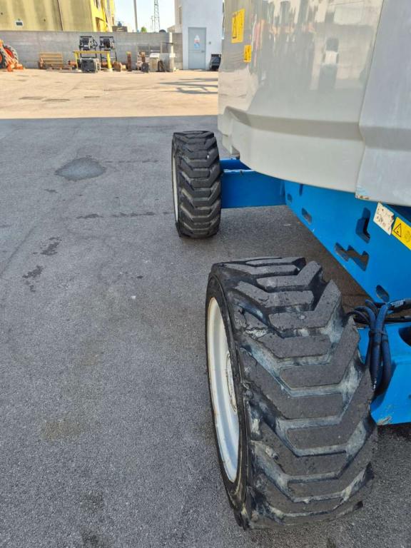 Genie Z51/30 J RT Foto 4