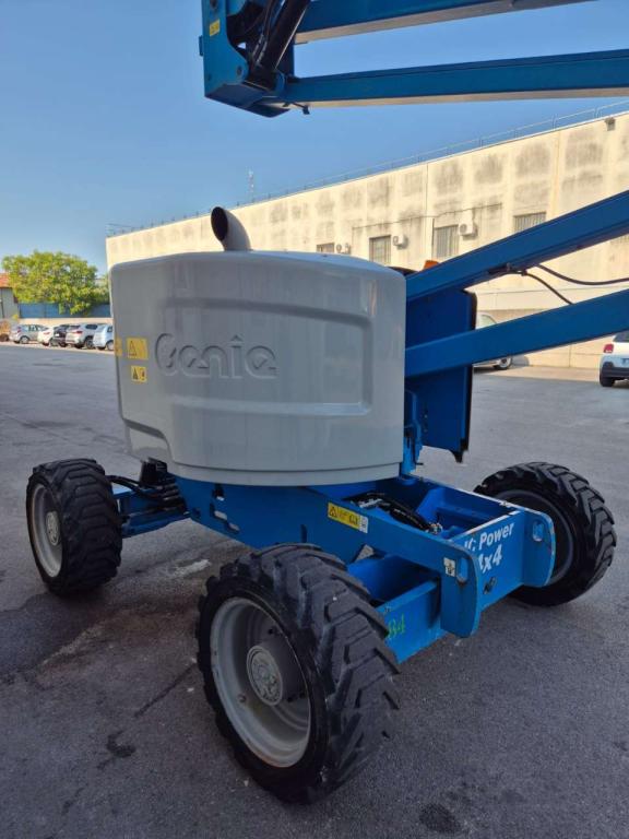 Genie Z51/30 J RT Foto 6