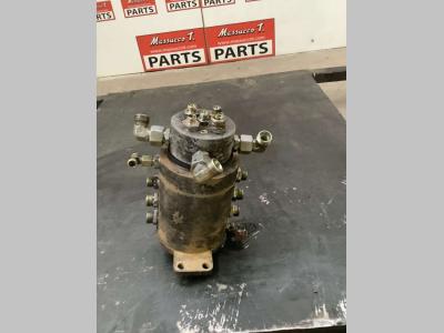 Junta rotativa para Neuson 3402 vendida por Massucco T. Srl Area Ricambi