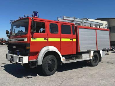 Iveco Magirus TLF 16-25 4x2 vendida por Massucco T. Srl