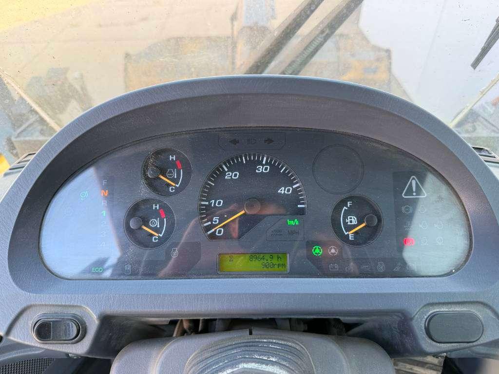 Komatsu WA200PZ-6 - Auto Greasing / Joystick Controls / AC Foto 26