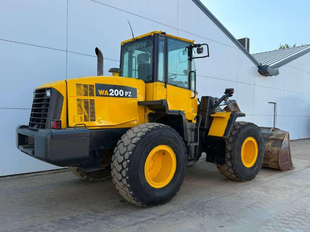 Komatsu WA200PZ-6 - Auto Greasing / Joystick Controls / AC Foto 5