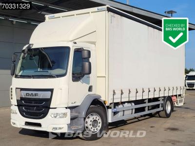 Daf LF 260 4X2 19 tonner 2000kg Ladebordwand Automatic ACC Euro 6 vendida por BAS World B.V.