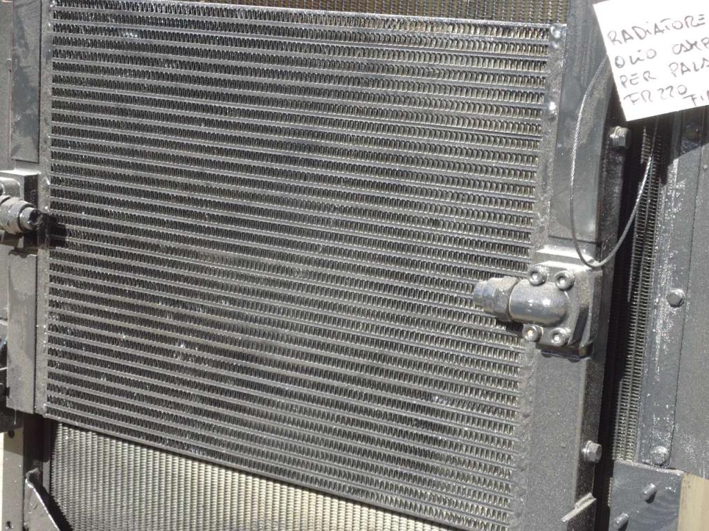 Enfriador de aceite hidráulico para Fiat Hitachi FR220 Foto 3