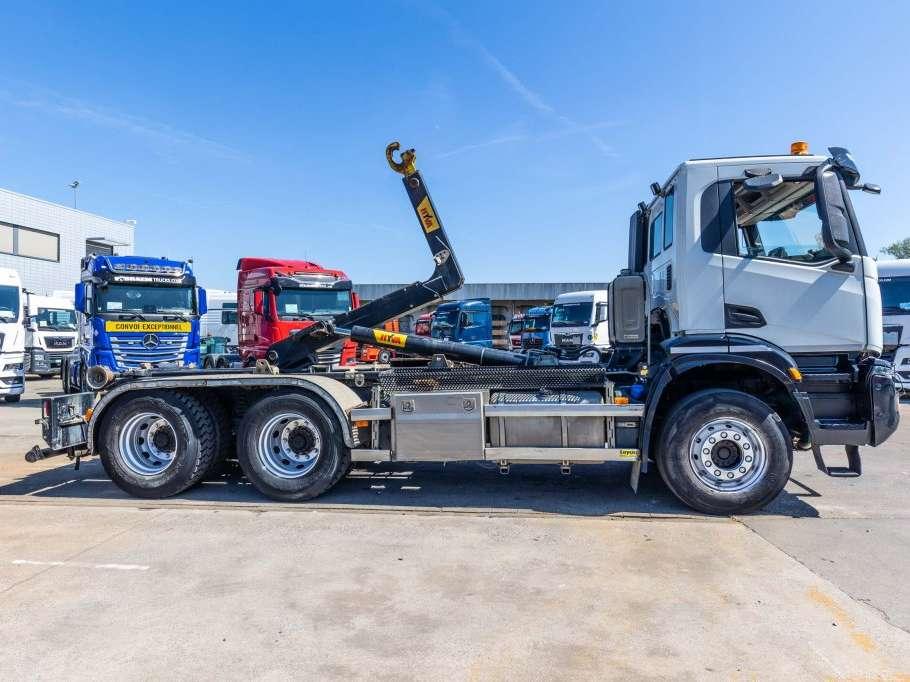 Iveco X-WAY 460 Foto 2