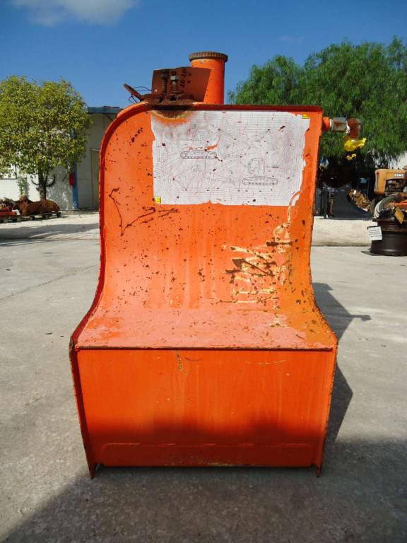 Depósito para gasóleo para Hitachi ZAXIS 210N - 240N Foto 2