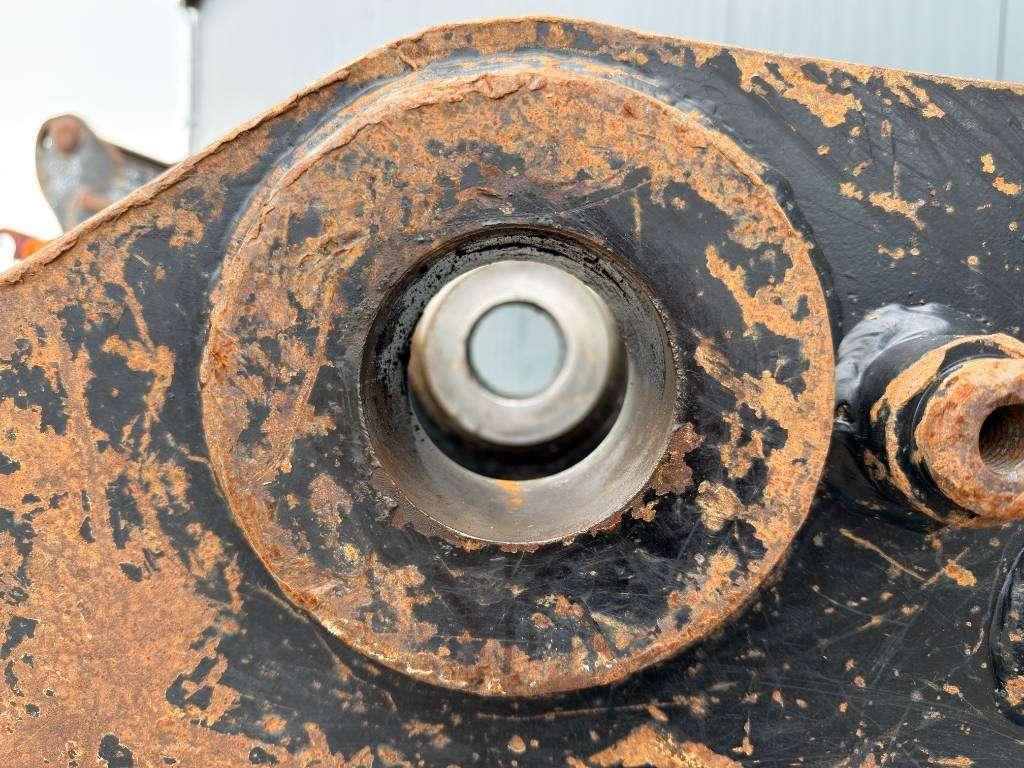 Miller M318D / 320D / 320E / 320F / 323D / 323E / 323F / Foto 10