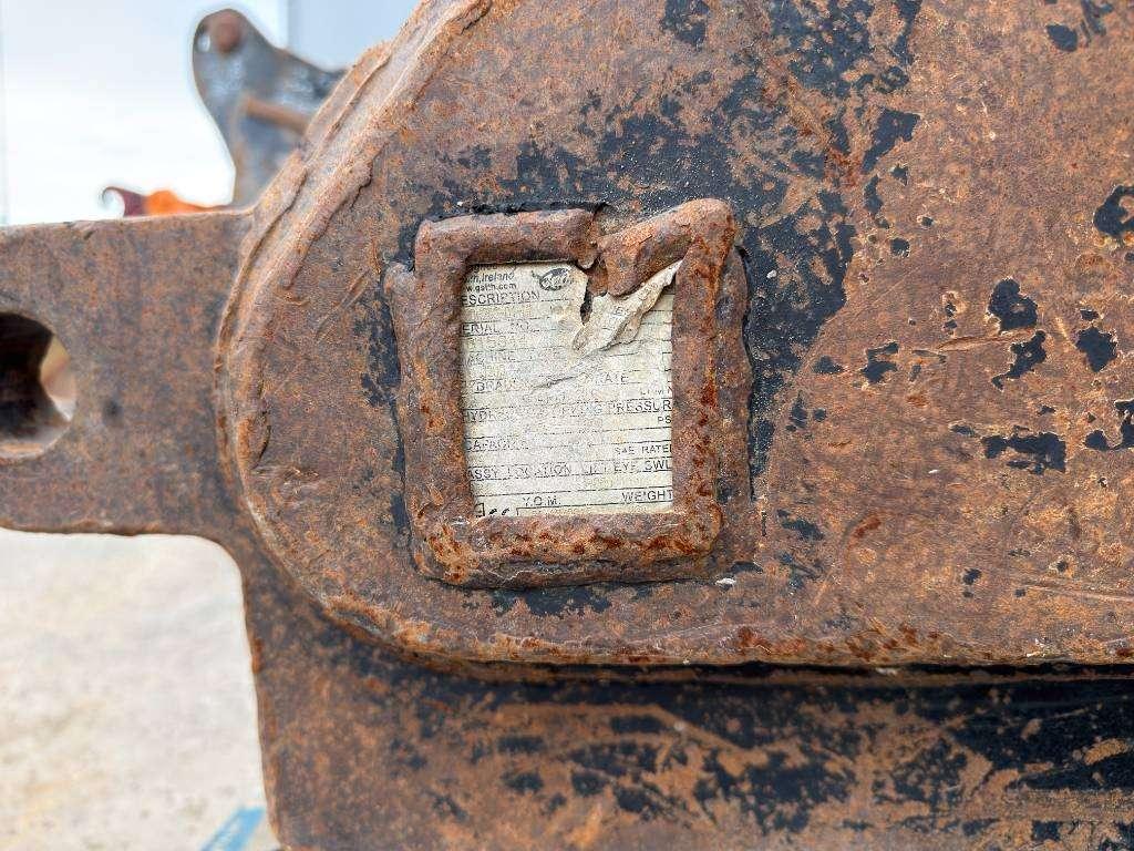 Miller M318D / 320D / 320E / 320F / 323D / 323E / 323F / Foto 9