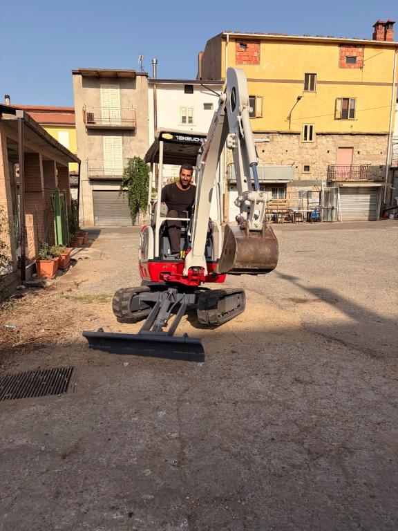 Takeuchi Tb 216 Foto 10