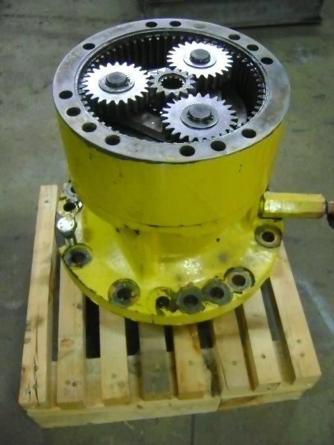 Reductor de giro para Komatsu PW 130 Foto 1