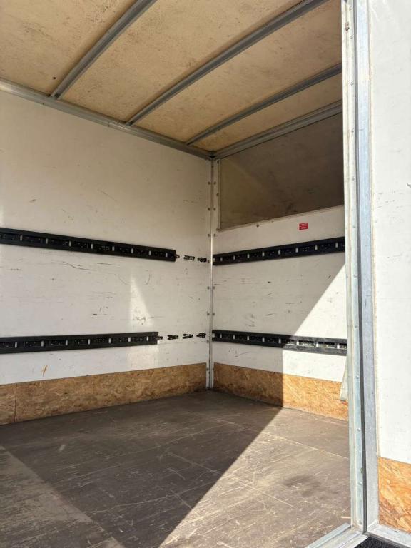 Iveco DAILY 35C14 furgonato con sponda EURO 6 Foto 13