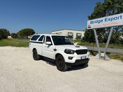 Mahindra 4X4 HARD TOP vendida por Bridge Export Srl