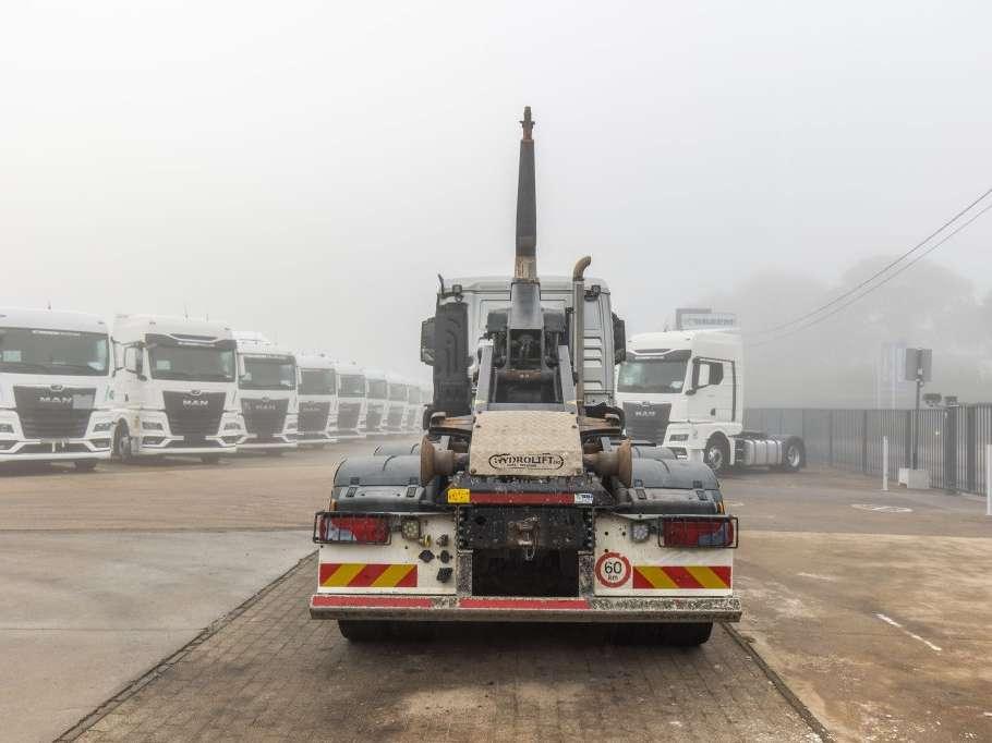 Man TGS 33.420 BL - 6X6H Foto 3