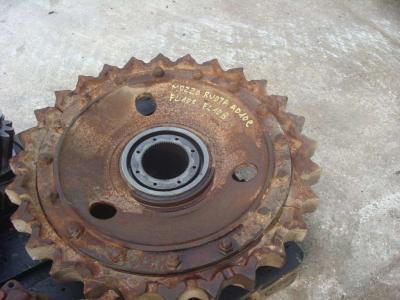 Buje de rueda motriz para FIAT ALLIS - DOZER FL10B - FL10C - AD10C vendida por OLM 90 Srl