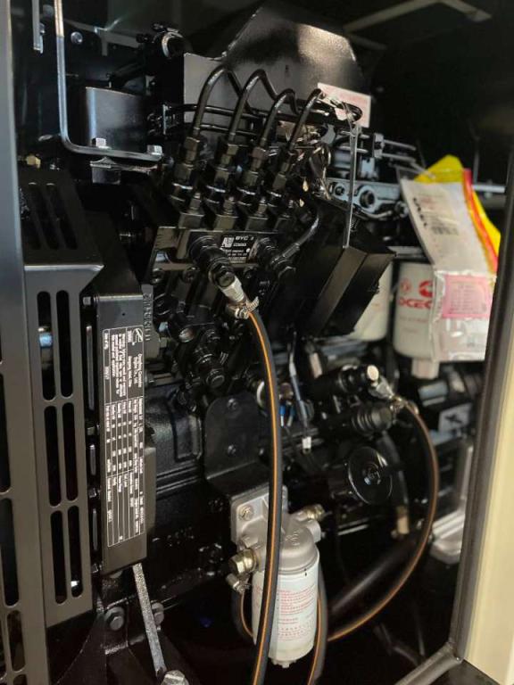 Cummins 4BTA3.9-G11 - 88 kVA Generator - DPX-19834 Foto 11