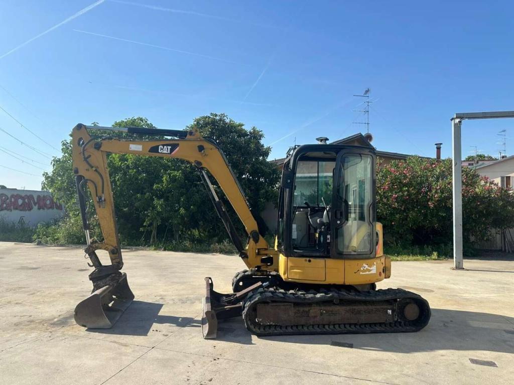 Caterpillar 305 Foto 4