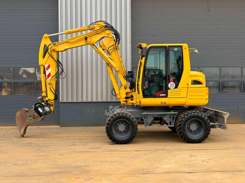 Takeuchi TB295W-1 Foto 1