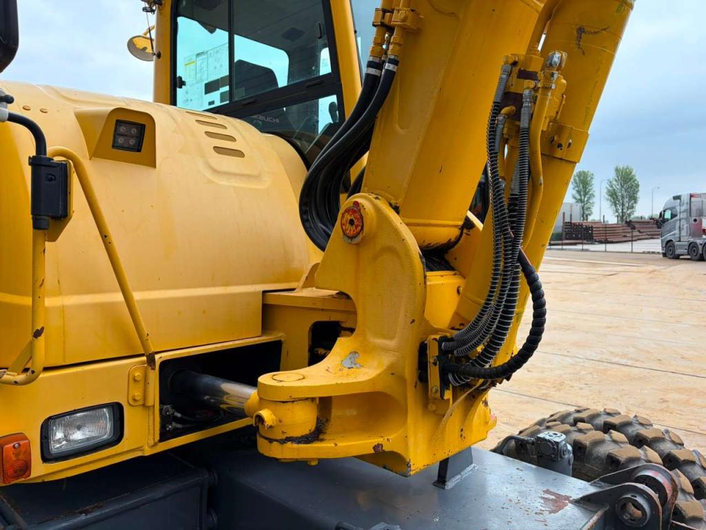 Takeuchi TB295W-1 Foto 18