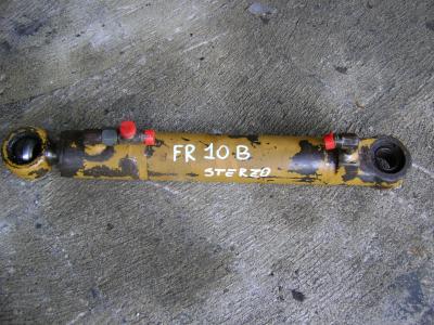 Pistón de dirección para Fiat Allis FR 10 B vendida por PRV Ricambi Srl
