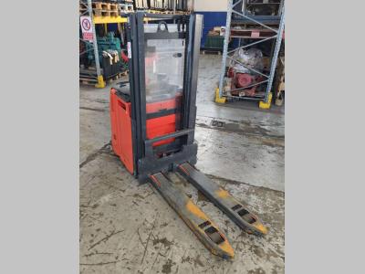 Linde D12AP vendida por Uni.Trucks Srl