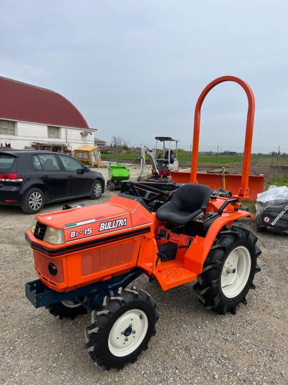 Kubota B1-15 Bulltra Foto 1