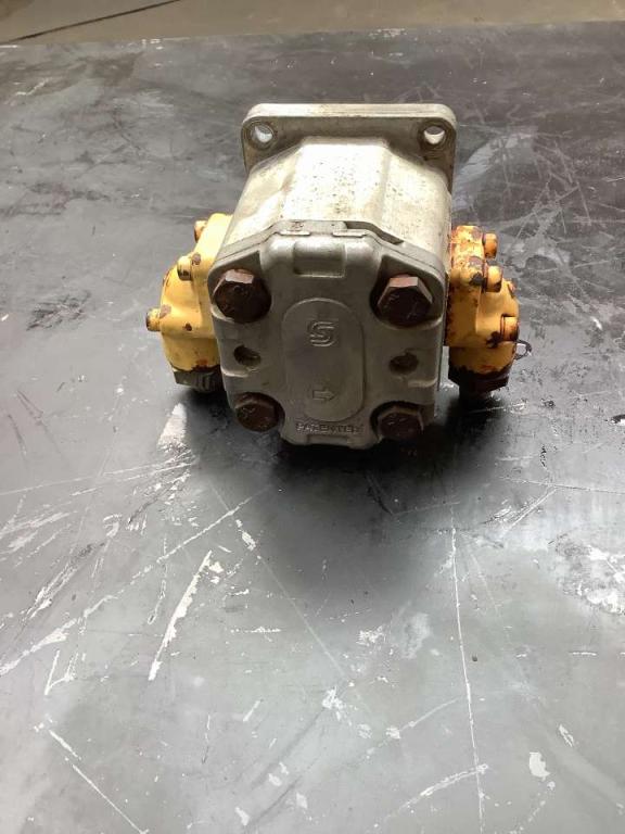 Bomba hidráulica para Bitelli BB650 Foto 4