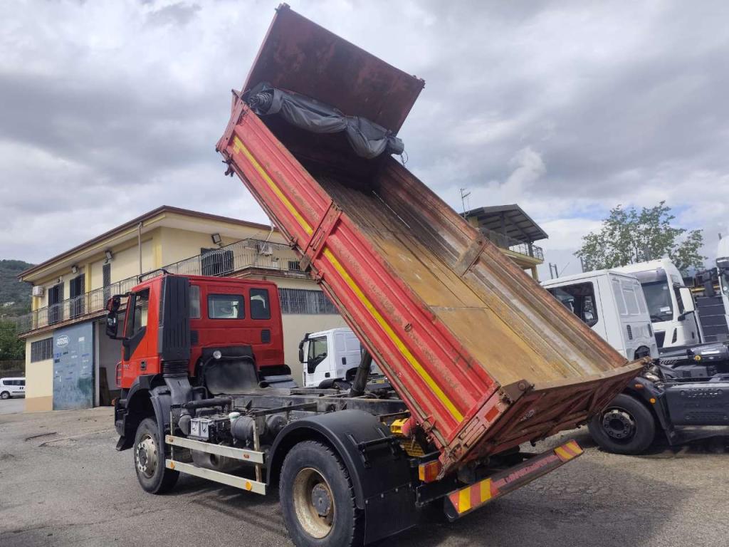 Iveco TRAKKER 190T36 Foto 2