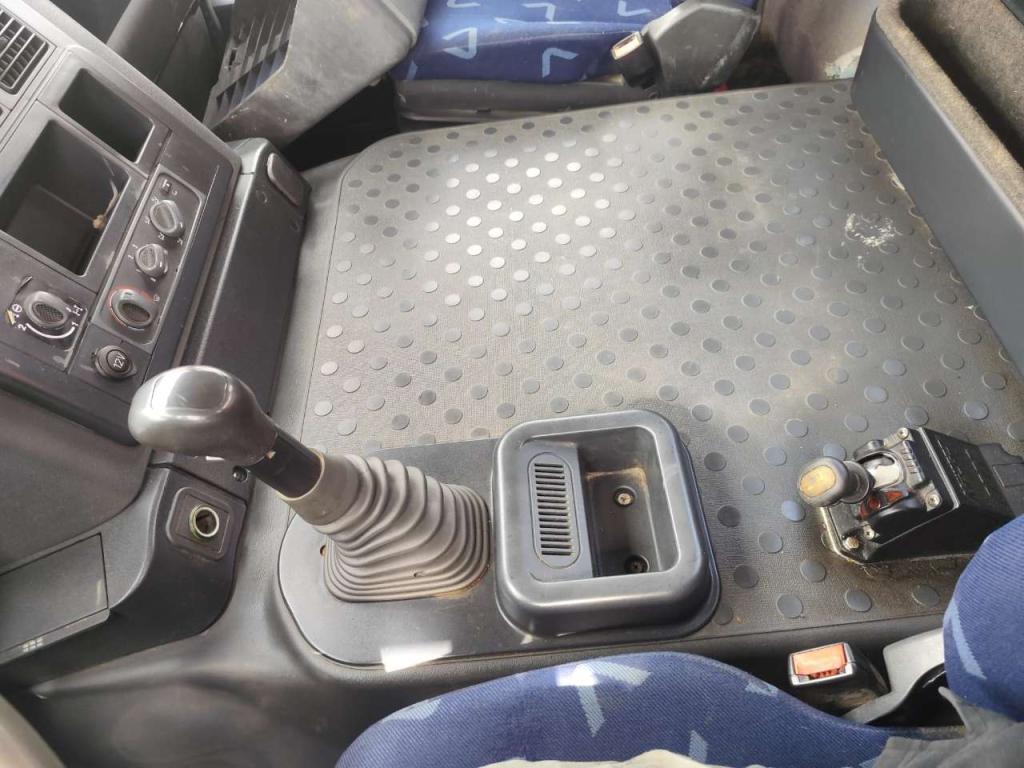 Iveco TRAKKER 190T36 Foto 9