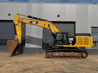 Caterpillar 352F vendida por Big Machinery