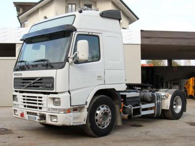 Volvo FM12 vendida por Massucco T. Srl