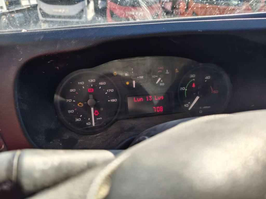 Iveco DAILY 35-150 Foto 14